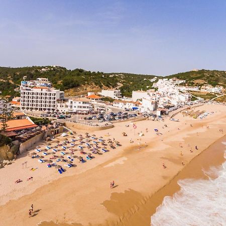 Hotel Residencial Salema Luaran gambar