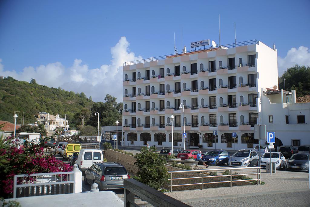 Hotel Residencial Salema Luaran gambar