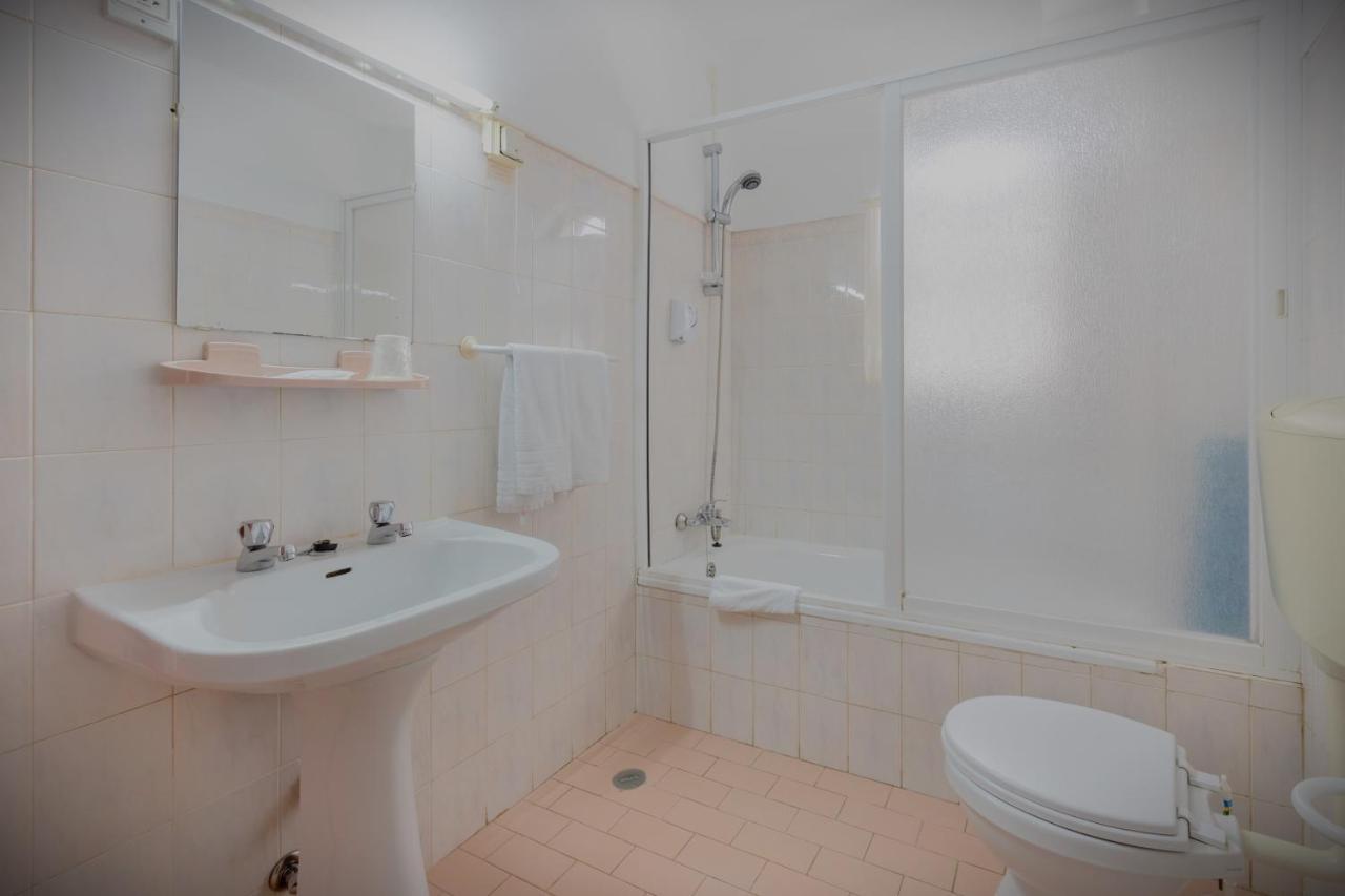 Hotel Residencial Salema Luaran gambar