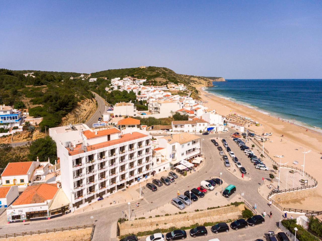 Hotel Residencial Salema Luaran gambar